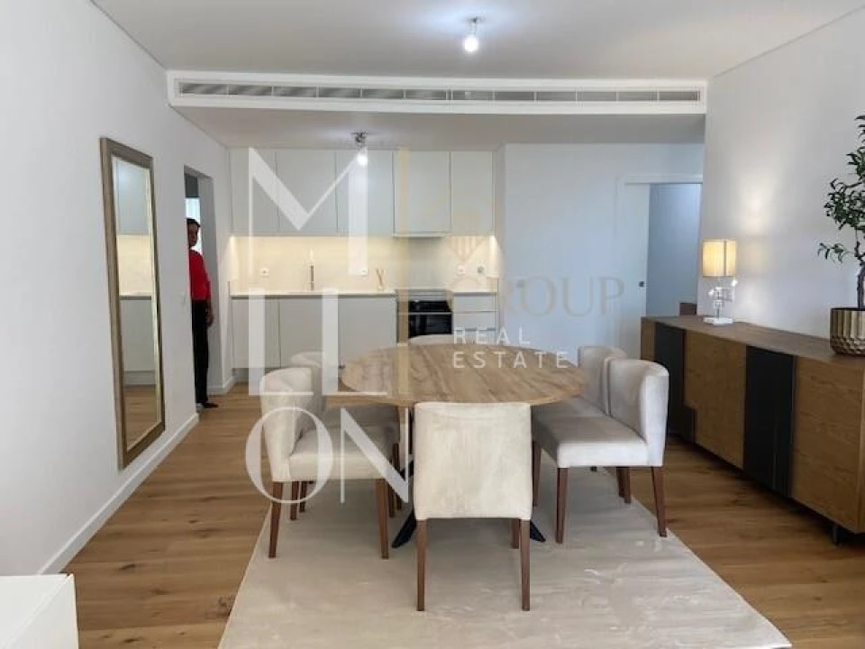 Apartamento T6 para Venda em São Martinho Foto 6