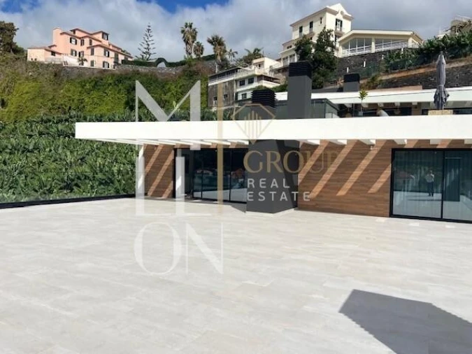Apartamento T6 para Venda em São Martinho Foto 16