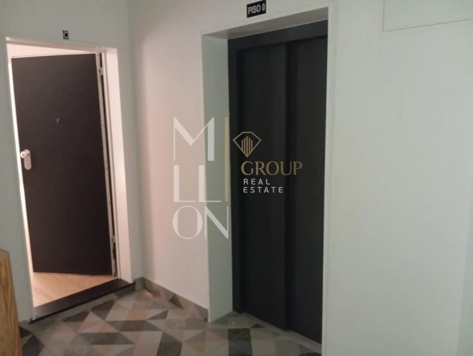 Apartamento T1 para Venda em Cedofeita, Santo Ildefonso, Sé, Miragaia, São Nicolau e Vitória Foto 5