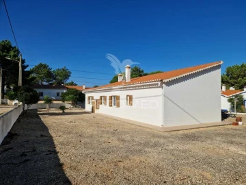Moradia T3 para Venda em Aljezur