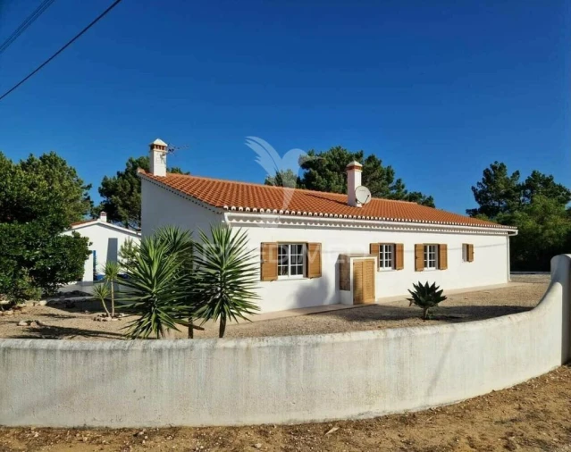 Moradia T3 para Venda em Aljezur