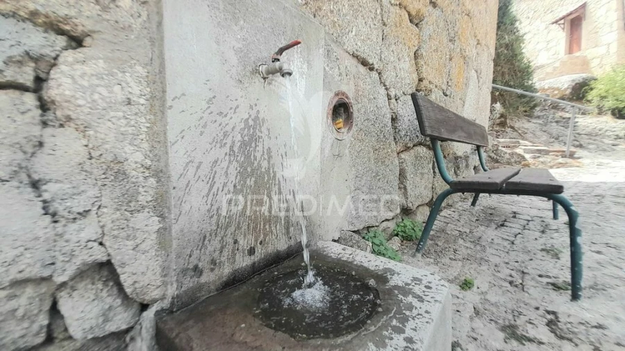 Moradia T3 para Venda em Alpedrinha Foto 8