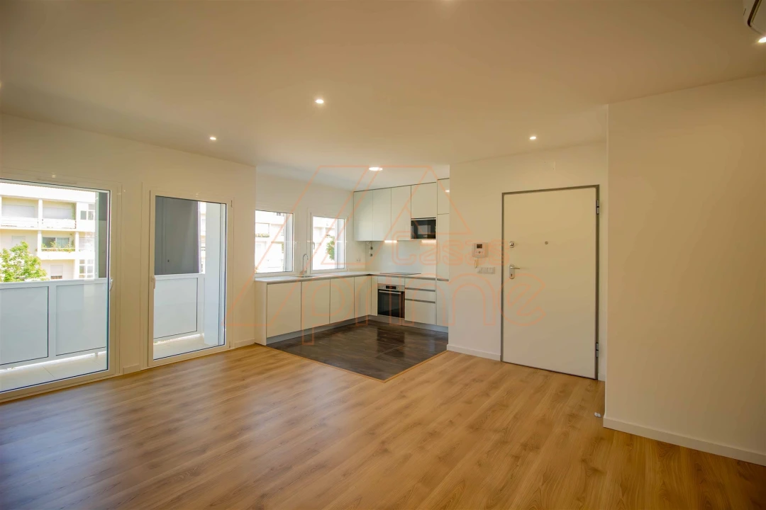 Apartamento T2 para Venda em Eiras e São Paulo de Frades Foto 4