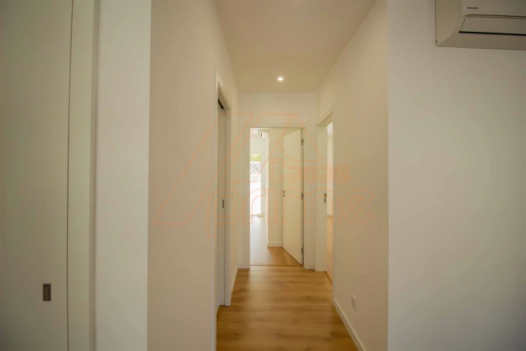 Apartamento T2 para Venda em Eiras e São Paulo de Frades Foto 5
