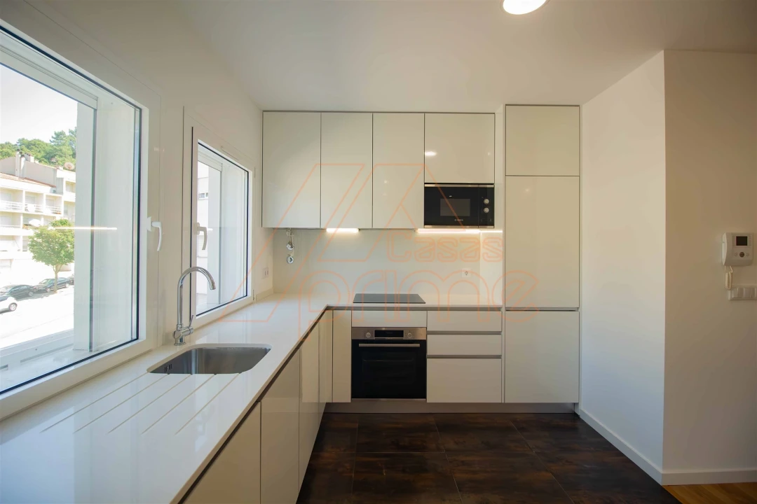 Apartamento T2 para Venda em Eiras e São Paulo de Frades Foto 1