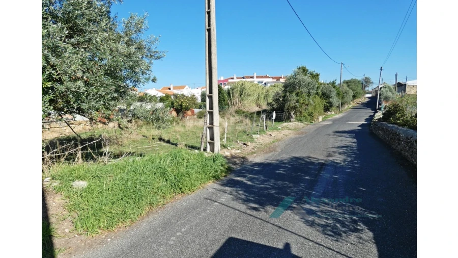 Terreno para Venda em Milharado Foto 4