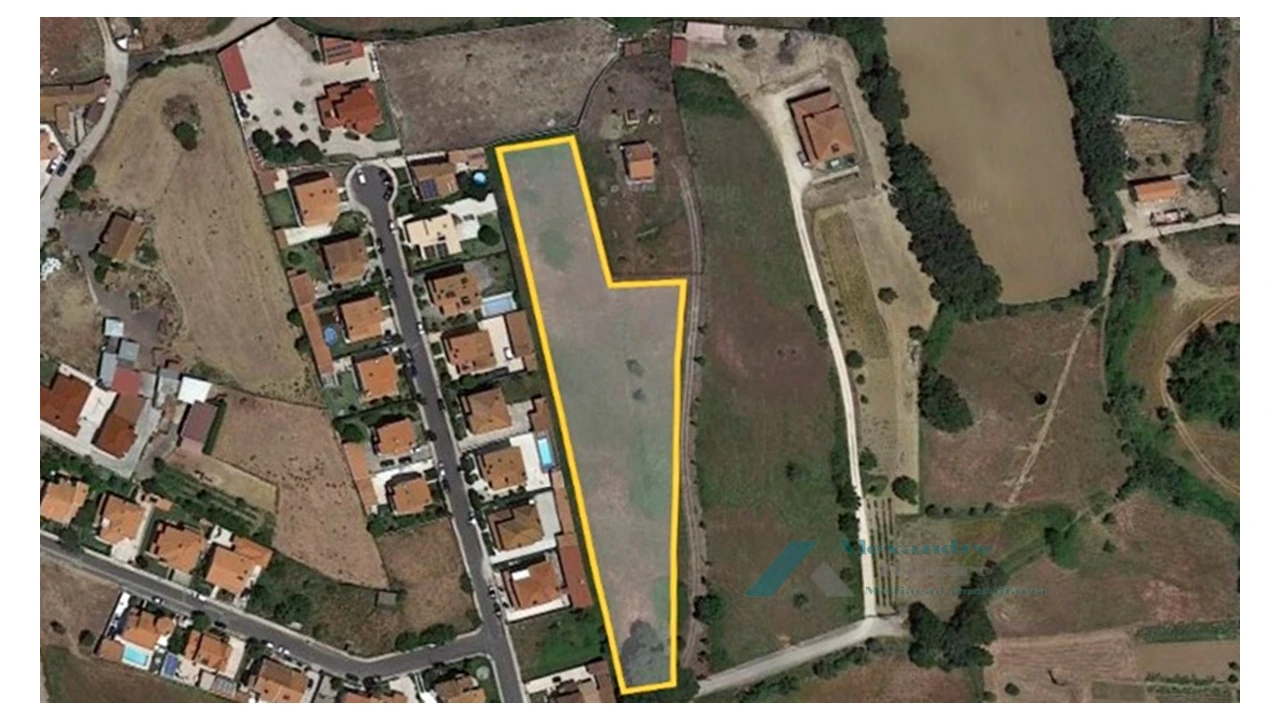 Terreno para Venda em Milharado Foto 15