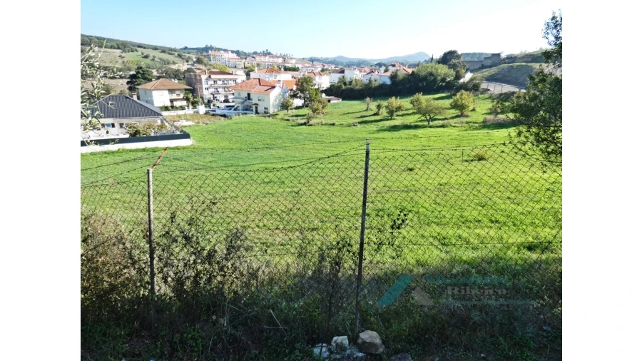Terreno para Venda em Milharado Foto 8