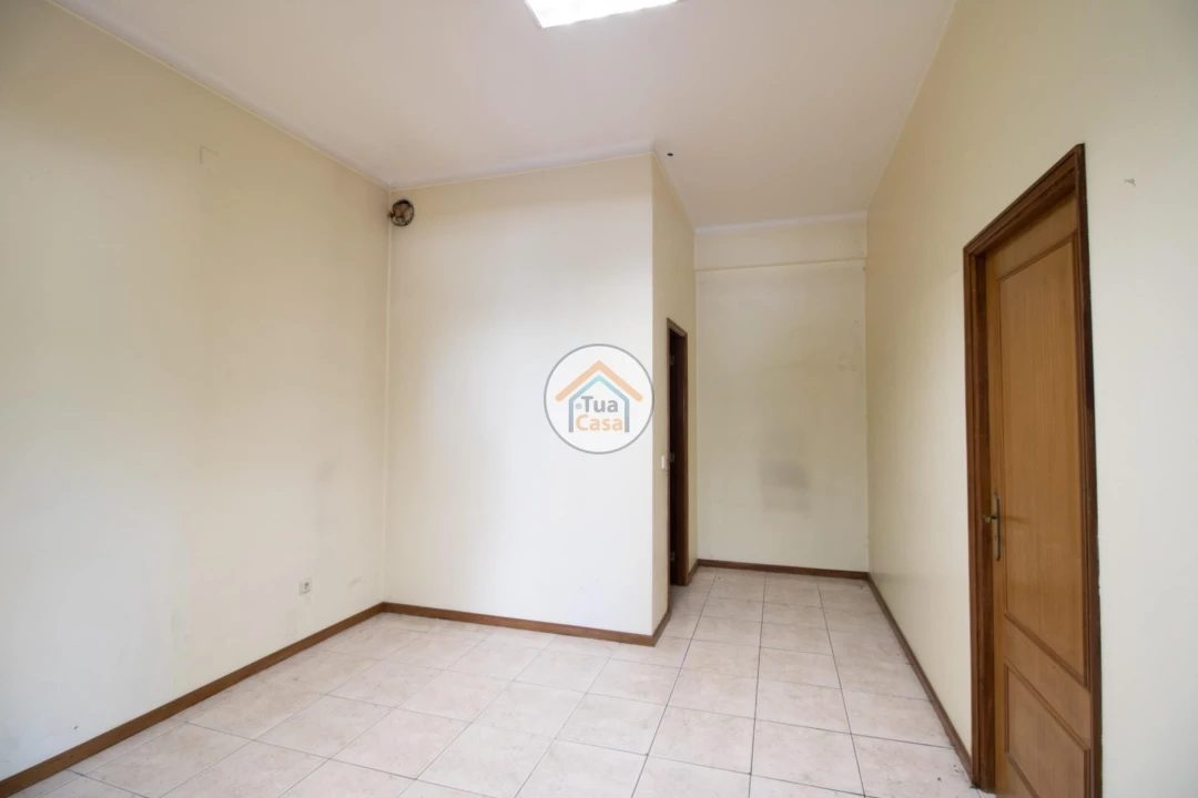 Loja para Venda em Viseu Foto 6