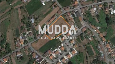 Terreno para Venda em Alquerubim