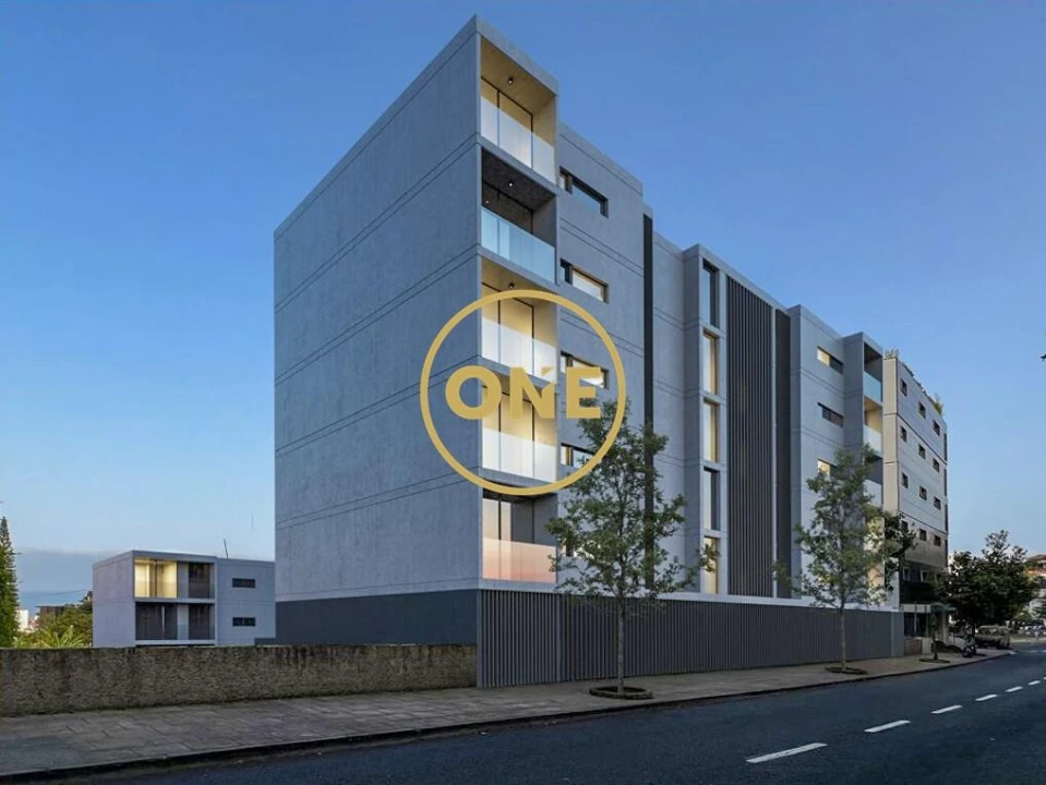 Apartamento T3 para Venda em São Martinho Foto 3