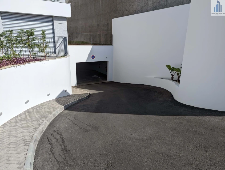 Apartamento T3 para Venda em São Martinho Foto 12