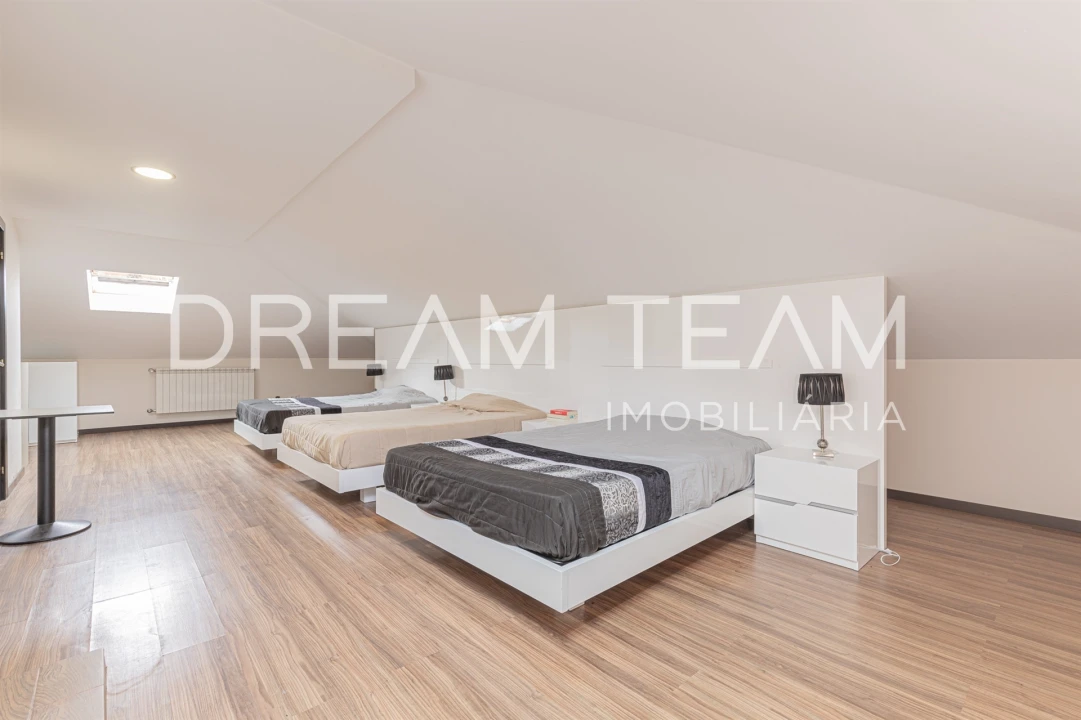 Moradia T4 para Venda em Gambia-Pontes-Alto da Guerra Foto 46