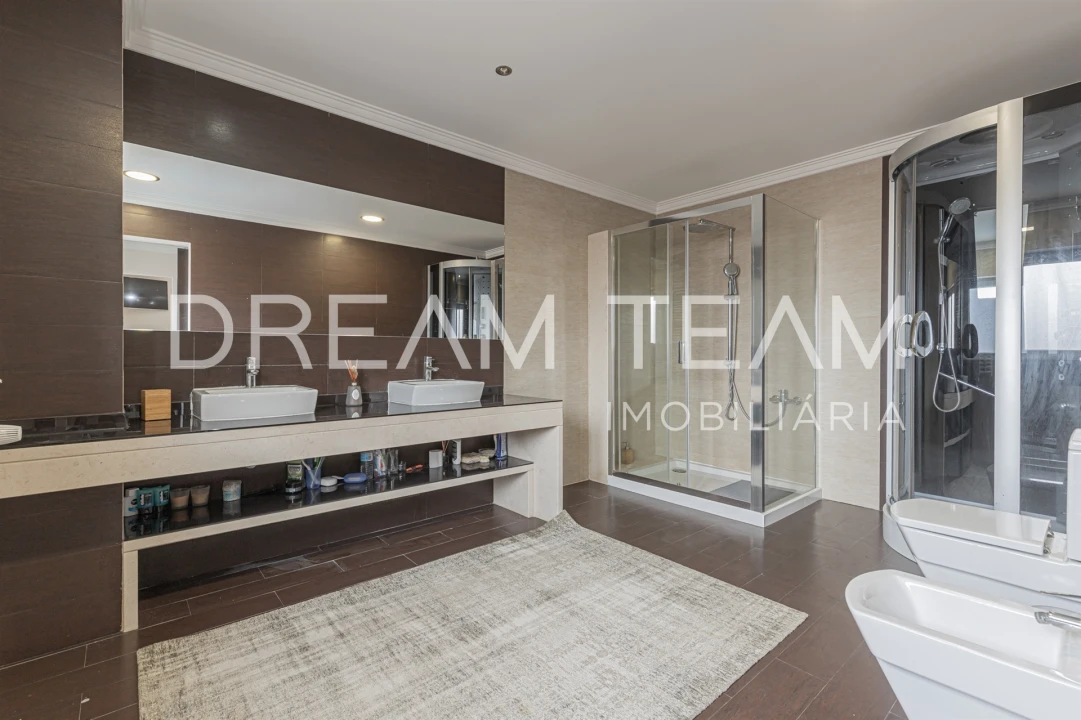 Moradia T4 para Venda em Gambia-Pontes-Alto da Guerra Foto 42