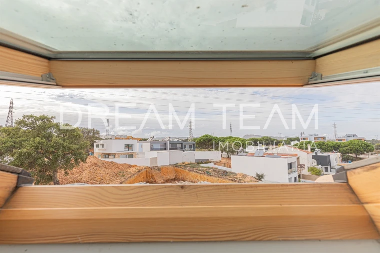 Moradia T4 para Venda em Gambia-Pontes-Alto da Guerra Foto 43