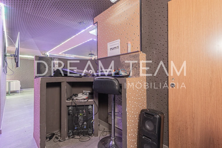 Moradia T4 para Venda em Gambia-Pontes-Alto da Guerra Foto 60