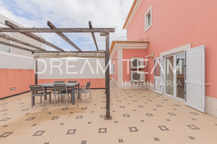 Moradia T4 para Venda em Gambia-Pontes-Alto da Guerra Foto 19