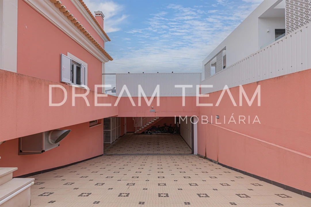 Moradia T4 para Venda em Gambia-Pontes-Alto da Guerra Foto 68