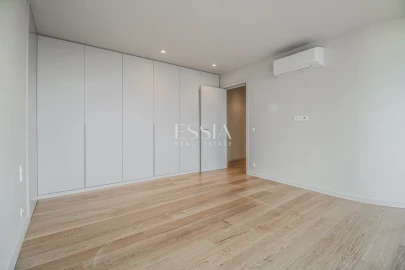 Apartamento T3 para Venda em Santa Marinha e São Pedro da Afurada