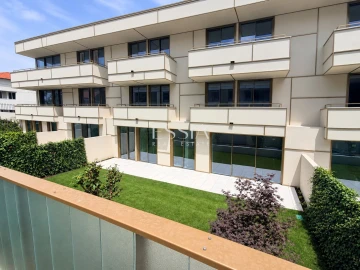 Apartamento T4 para Venda em Lordelo do Ouro e Massarelos