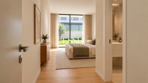Apartamento T4 para Venda em Lordelo do Ouro e Massarelos