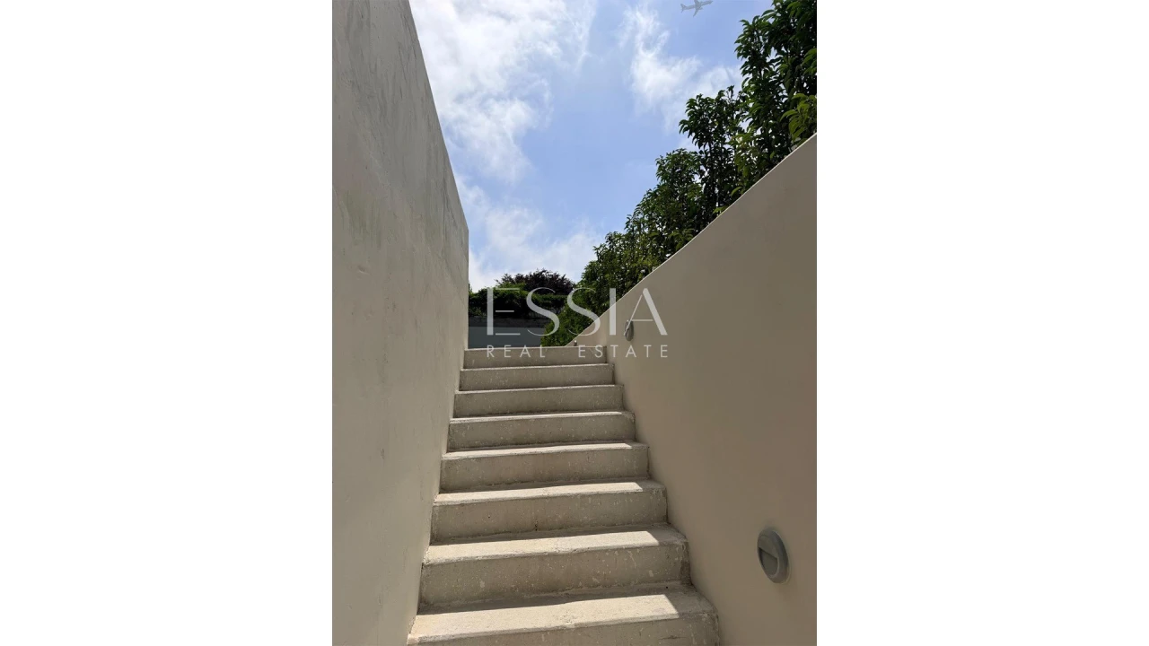 Apartamento T4 para Venda em Lordelo do Ouro e Massarelos Foto 17