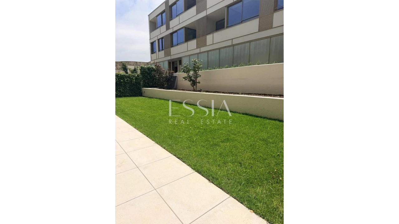 Apartamento T4 para Venda em Lordelo do Ouro e Massarelos Foto 21