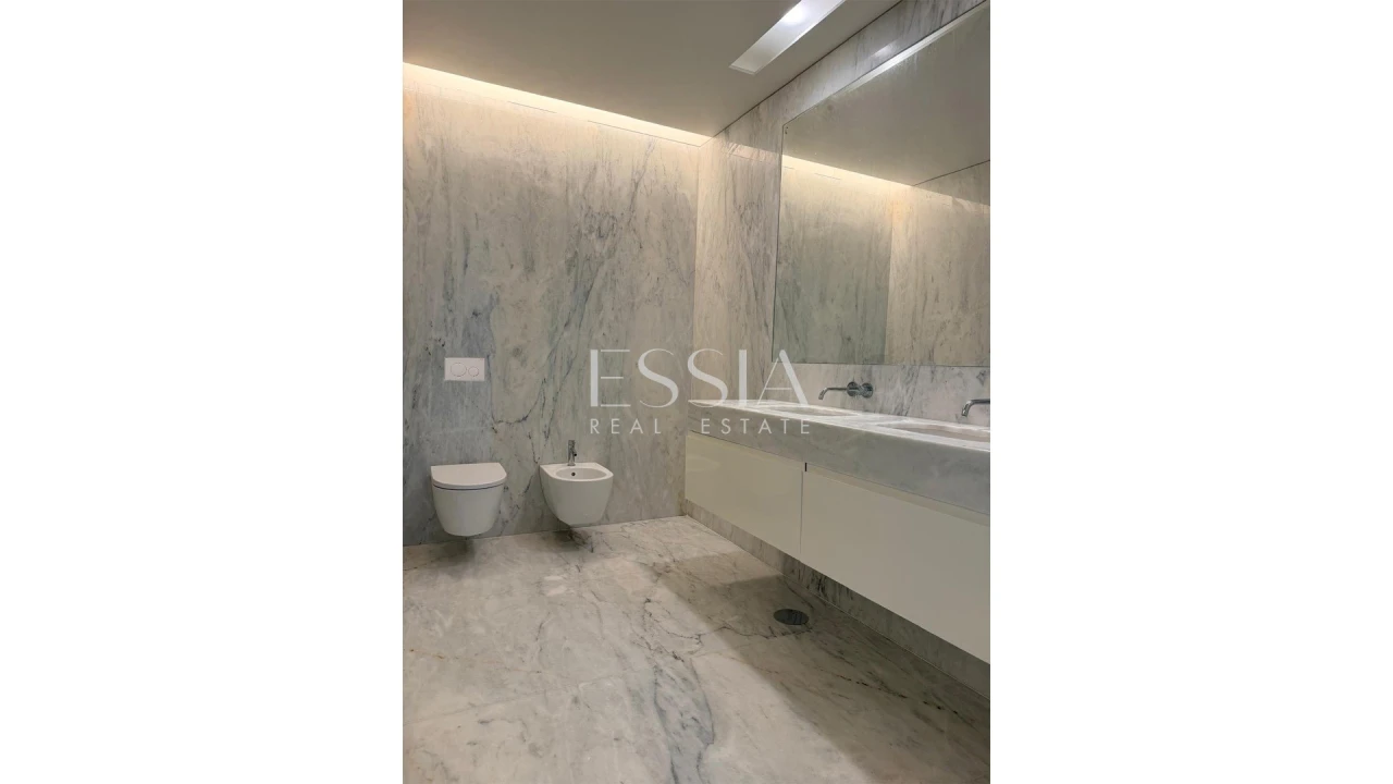 Apartamento T4 para Venda em Lordelo do Ouro e Massarelos Foto 10