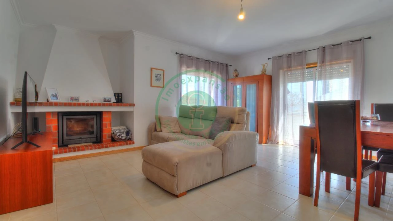 Moradia T4 para Venda em Vila Verde Foto 1