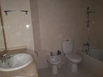 Apartamento T2 para Arrendamento em Mafamude e Vilar do Paraíso