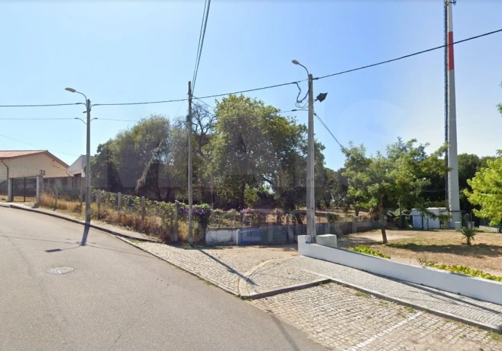 Terreno para Venda em Paramos Foto 2