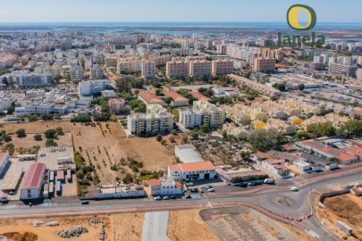 Terreno para Venda em Faro (Sé e São Pedro)