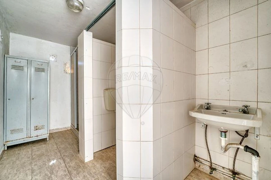 Prédio para Venda em Marvila, Ribeira Santarém, São Salvador, São Nicolau Foto 3