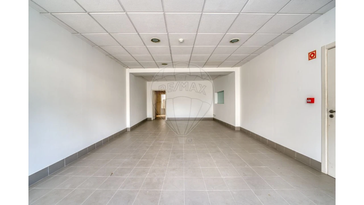 Prédio para Venda em Marvila, Ribeira Santarém, São Salvador, São Nicolau Foto 4