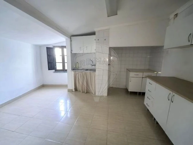 Prédio para Venda em Marvila, Ribeira Santarém, São Salvador, São Nicolau Foto 11