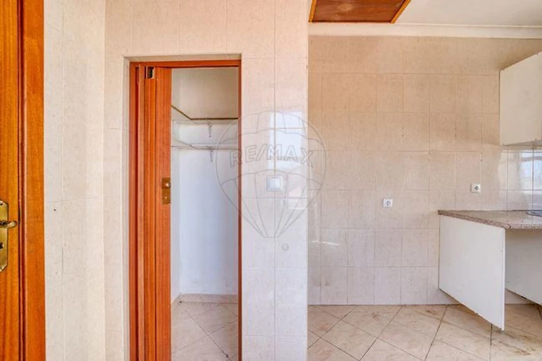 Prédio para Venda em Marvila, Ribeira Santarém, São Salvador, São Nicolau Foto 28