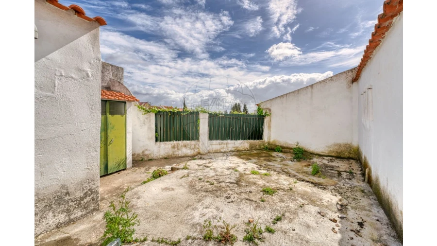 Prédio para Venda em Marvila, Ribeira Santarém, São Salvador, São Nicolau Foto 3