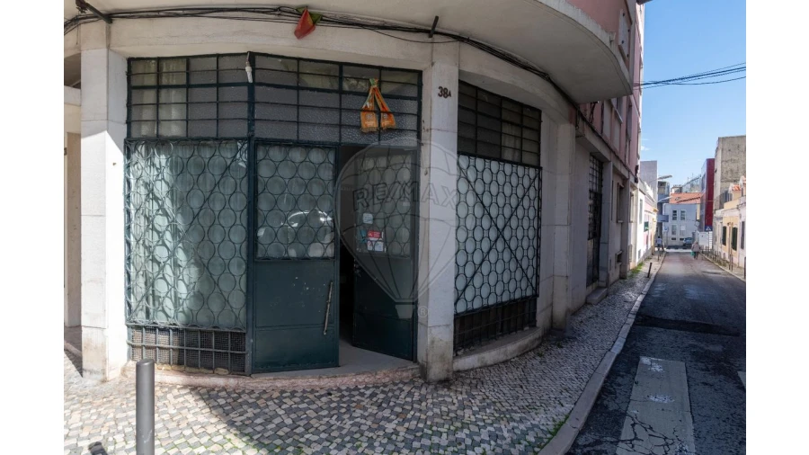 Loja para Venda em Campolide