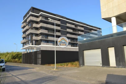Apartamento T3 para Venda em Requeixo, Nossa Senhora de Fátima e Nariz