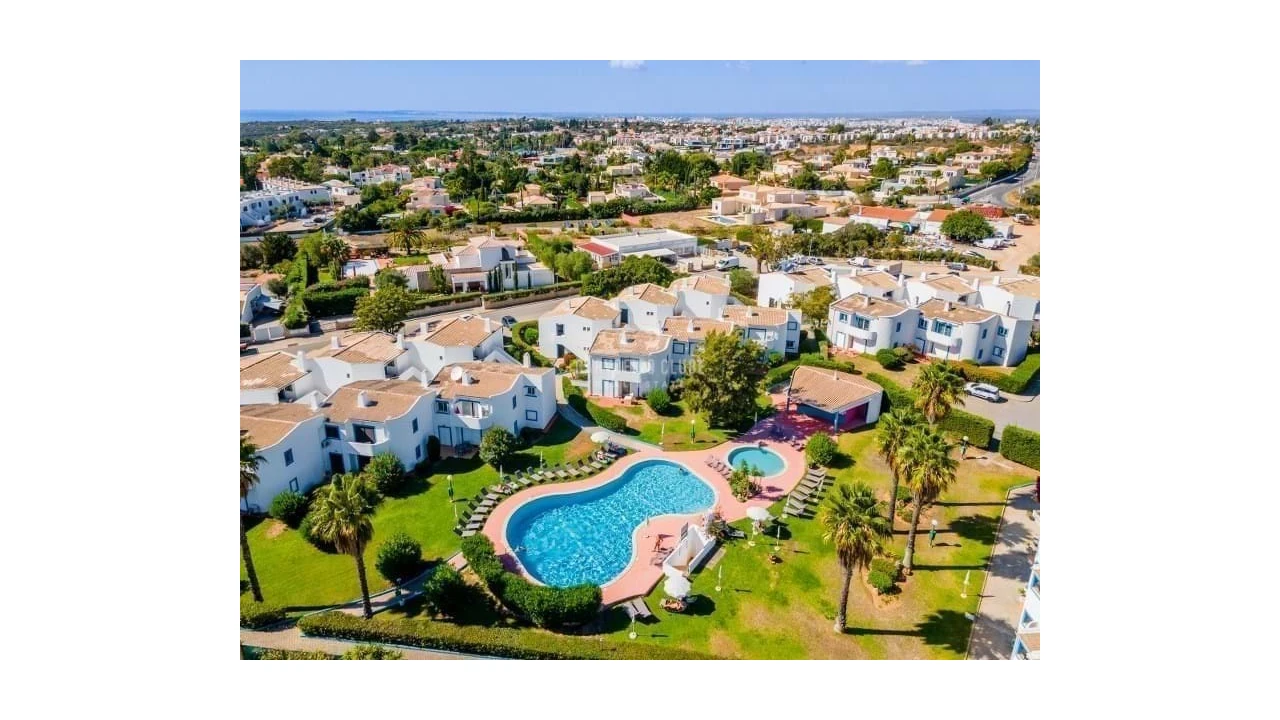 Apartamento T1 para Venda em Lagoa e Carvoeiro Foto 11