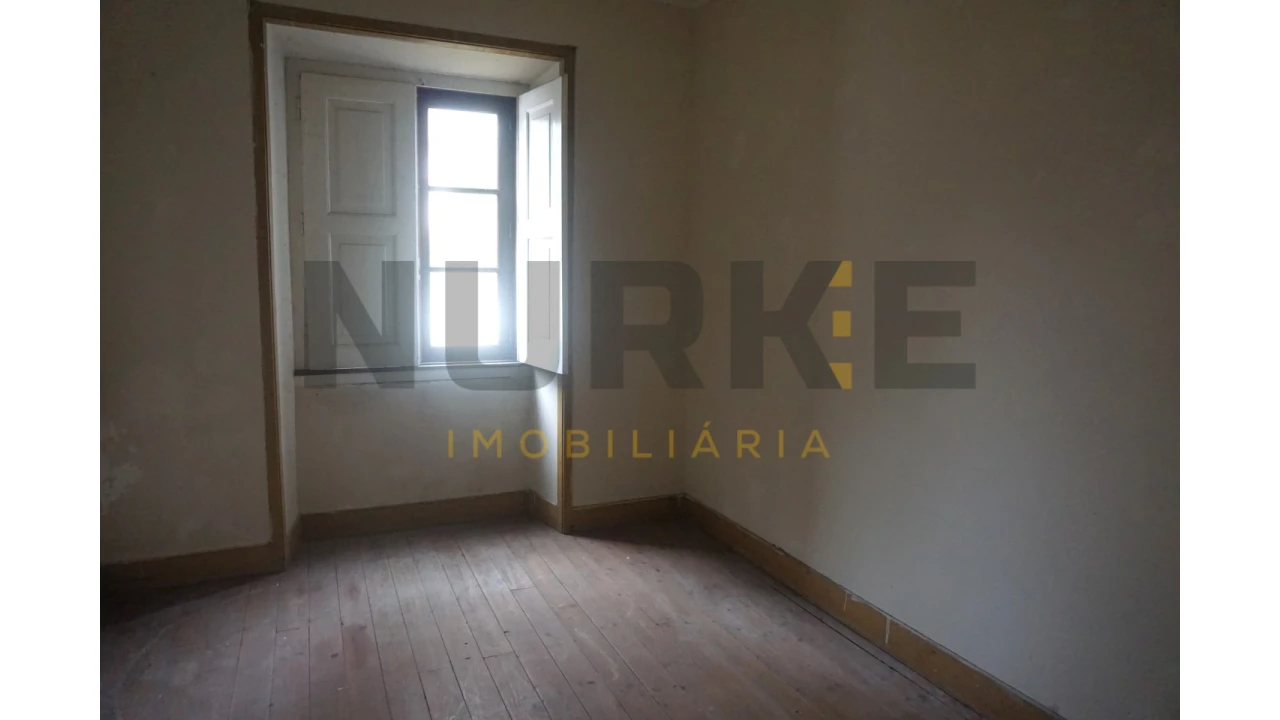 Moradia T9 para Venda em Sé Nova, Santa Cruz, Almedina e São Bartolomeu Foto 7