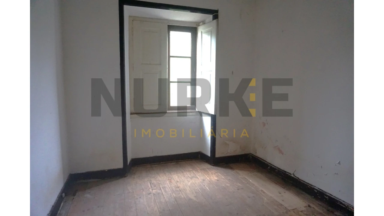 Moradia T9 para Venda em Sé Nova, Santa Cruz, Almedina e São Bartolomeu Foto 11