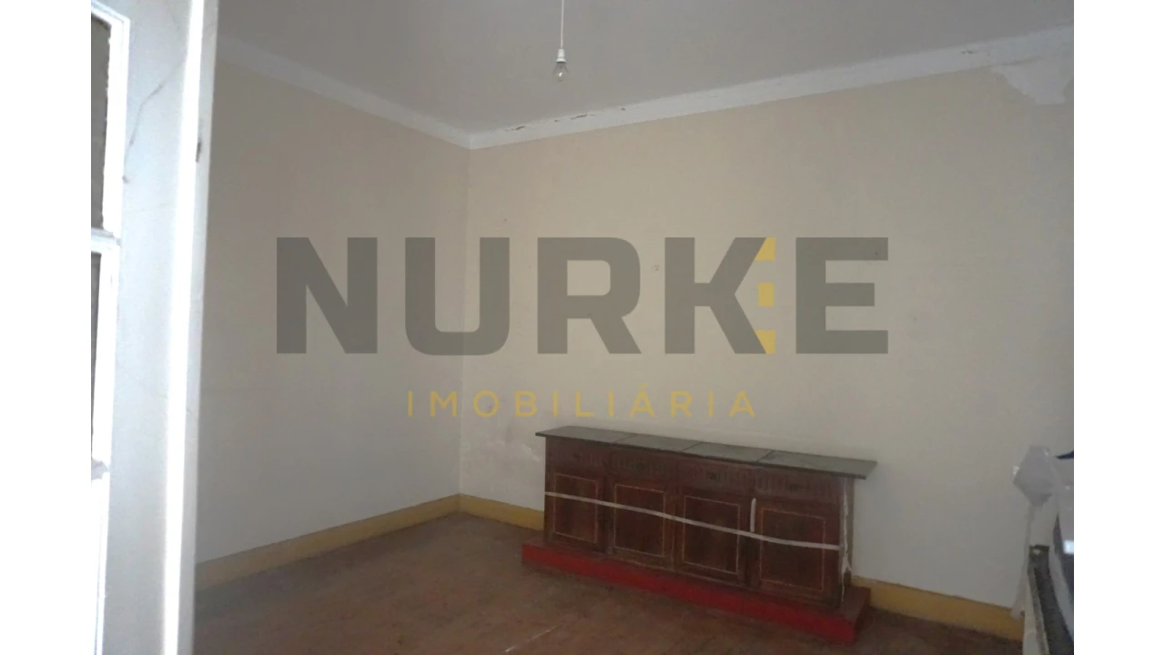 Moradia T9 para Venda em Sé Nova, Santa Cruz, Almedina e São Bartolomeu Foto 12