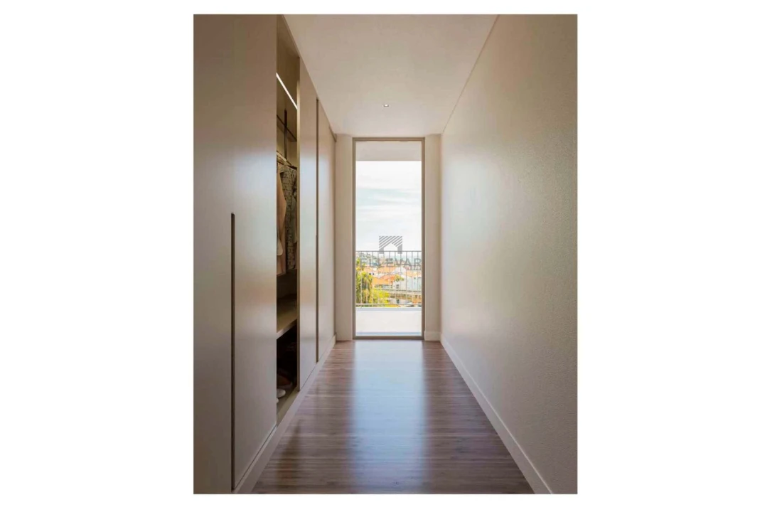 Apartamento T4 para Venda em Funchal (Santa Luzia) Foto 6