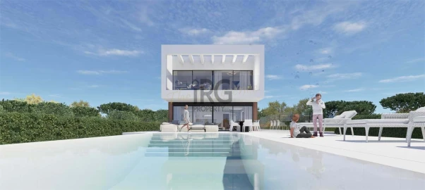 Moradia T4 para Venda em Quarteira