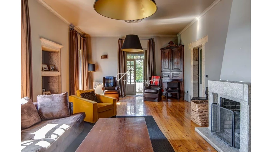 Quinta T9 para Venda em Melres e Medas Foto 29