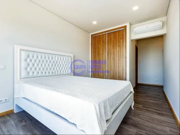 Apartamento T3 para Venda em Albufeira e Olhos de Água