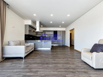 Apartamento T2 para Venda em Albufeira e Olhos de Água