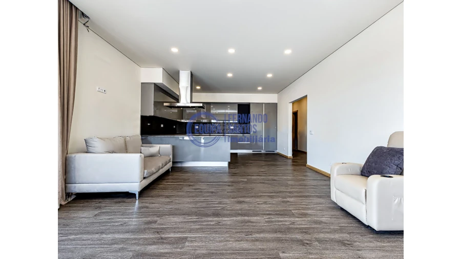 Apartamento T2 para Venda em Albufeira e Olhos de Água Foto 3