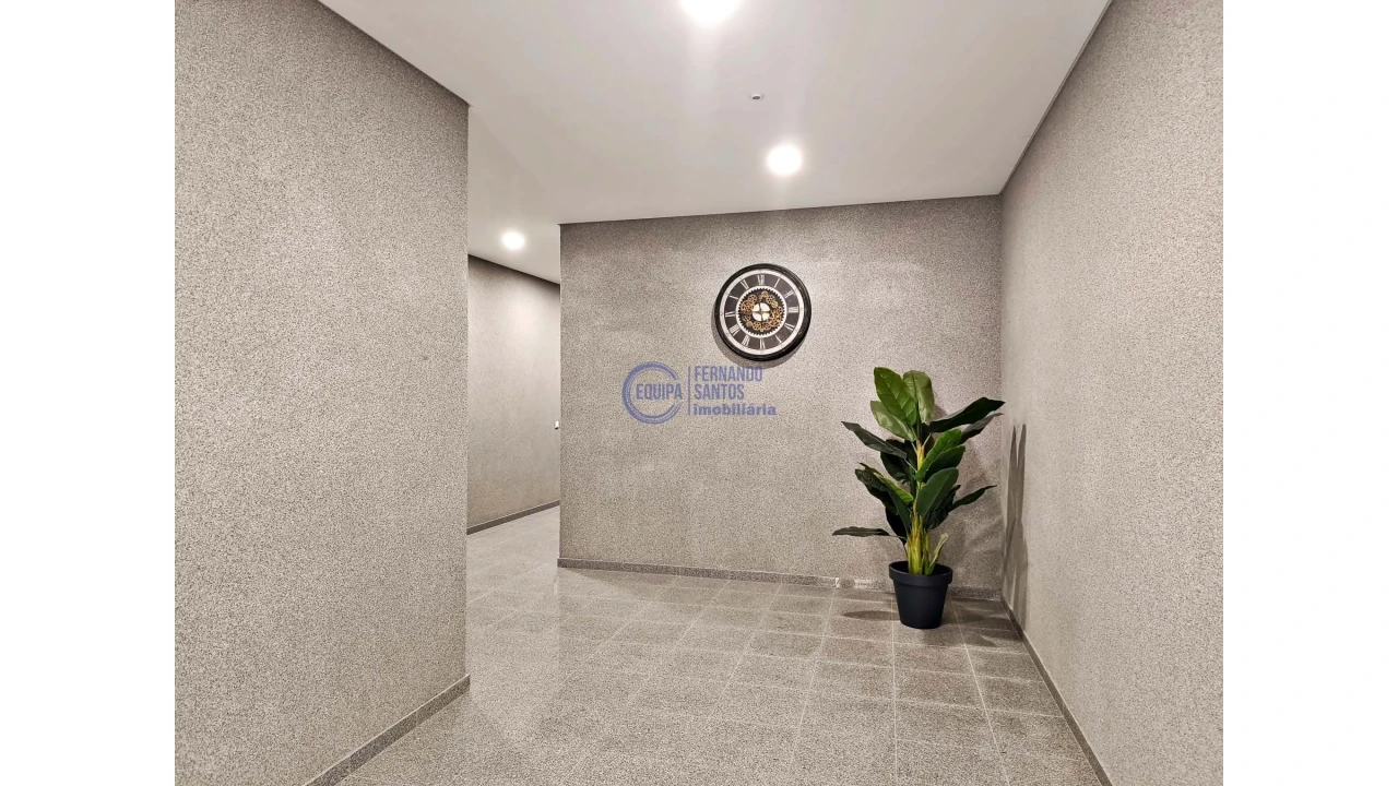 Apartamento T2 para Venda em Albufeira e Olhos de Água Foto 18